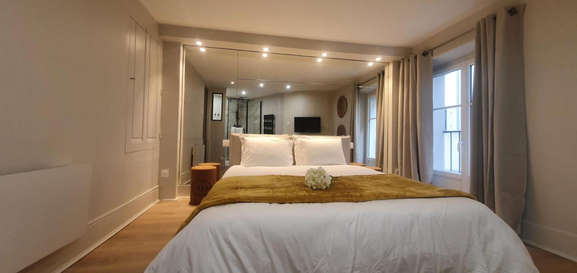 Suite Vinicole Hypercentre, Bastille & Gare 9 Min A Pied Grenoble Ngoại thất bức ảnh