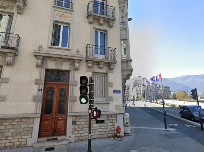 Suite Vinicole Hypercentre, Bastille & Gare 9 Min A Pied Grenoble Ngoại thất bức ảnh